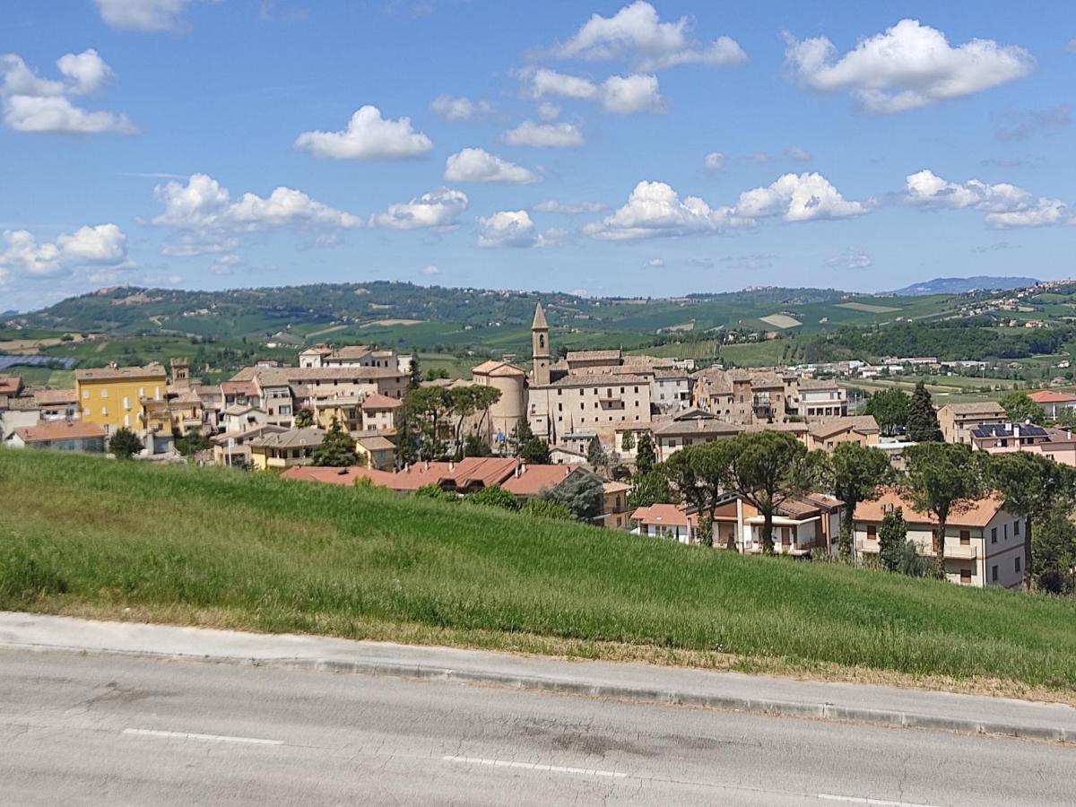 Casa Borgo Fonte Villa Castelleone di Suasa ภายนอก รูปภาพ