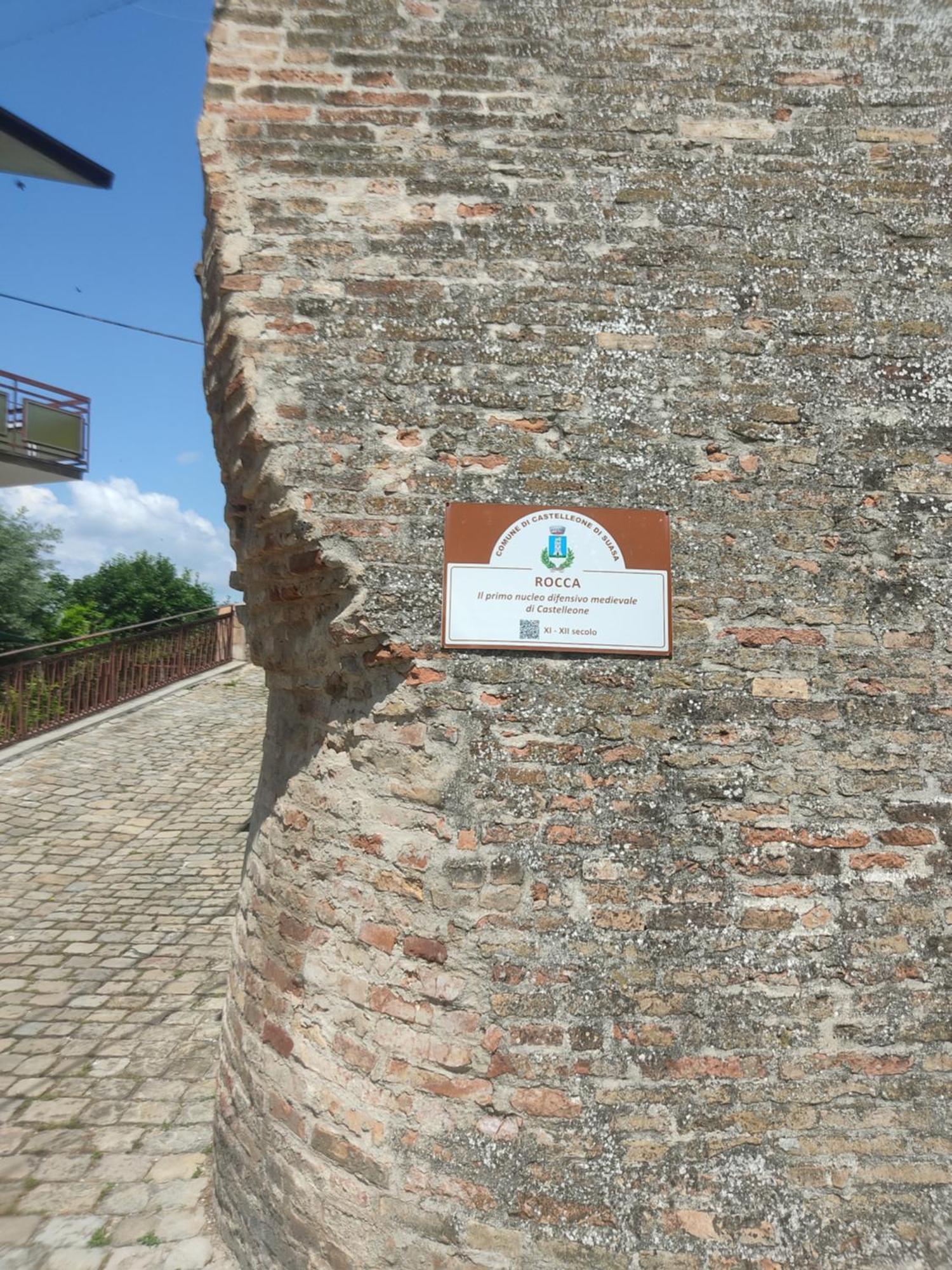 Casa Borgo Fonte Villa Castelleone di Suasa ภายนอก รูปภาพ