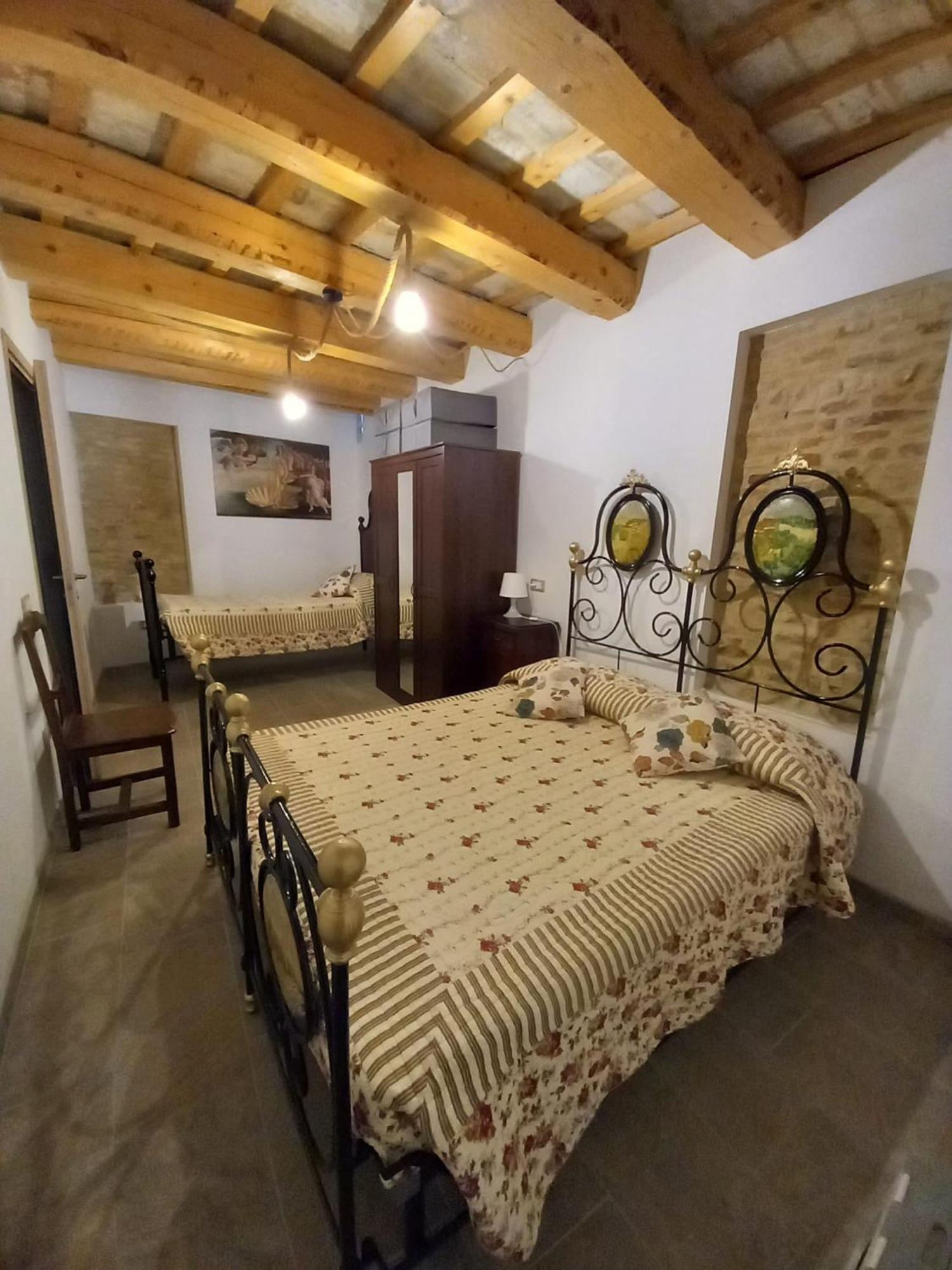 Casa Borgo Fonte Villa Castelleone di Suasa ภายนอก รูปภาพ