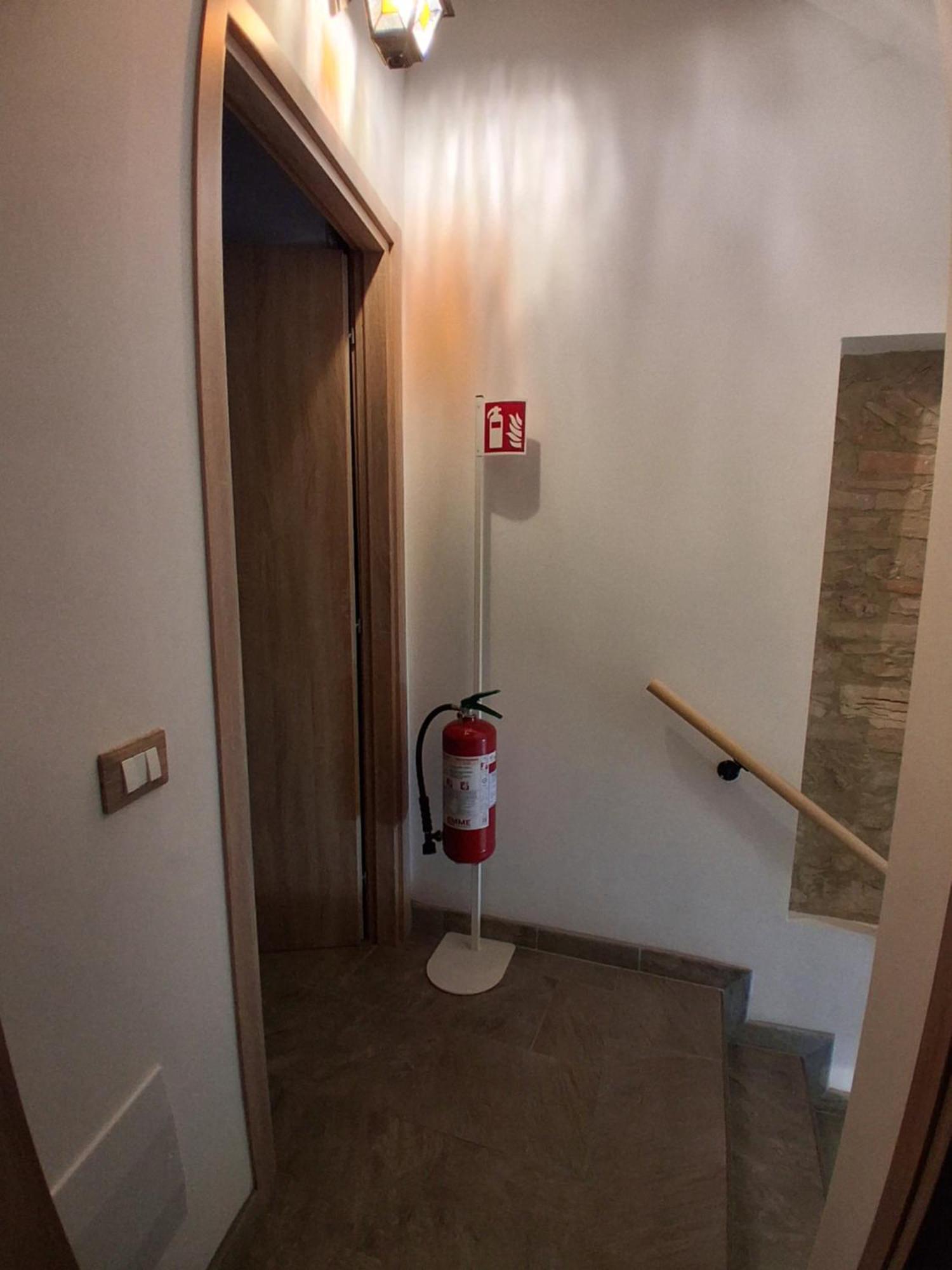 Casa Borgo Fonte Villa Castelleone di Suasa ภายนอก รูปภาพ